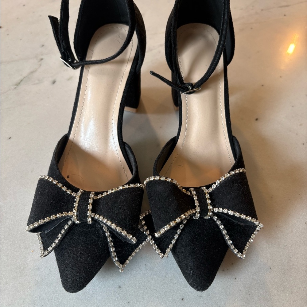 Elegant Black Bow Heels